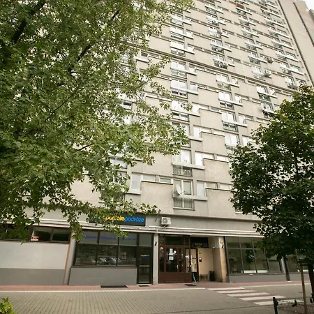 Przechodnia 2 Yellow: Free Parking, Work-friendly, Smart Tv