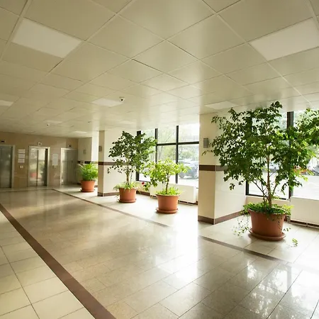 Apartment Przechodnia 2 Yellow: Free Parking, Work-friendly, Smart Tv