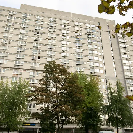 Apartment Przechodnia 2 Yellow: Free Parking, Work-friendly, Smart Tv