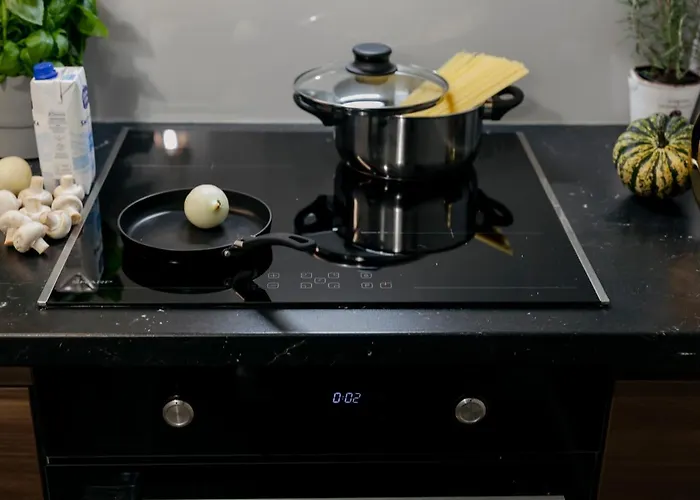 Przechodnia 2 Yellow - Biurko Oraz Wygodny Fotel Do Pracy - Better Lejlighed