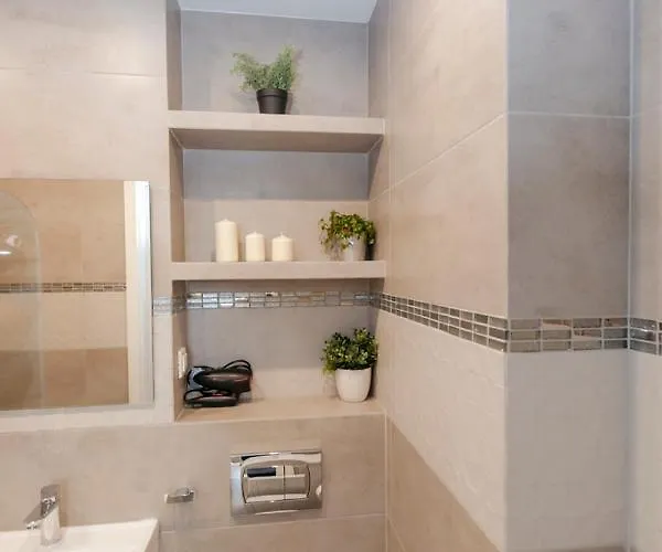 Przechodnia 2 Yellow - Biurko Oraz Wygodny Fotel Do Pracy - Better Lejlighed *