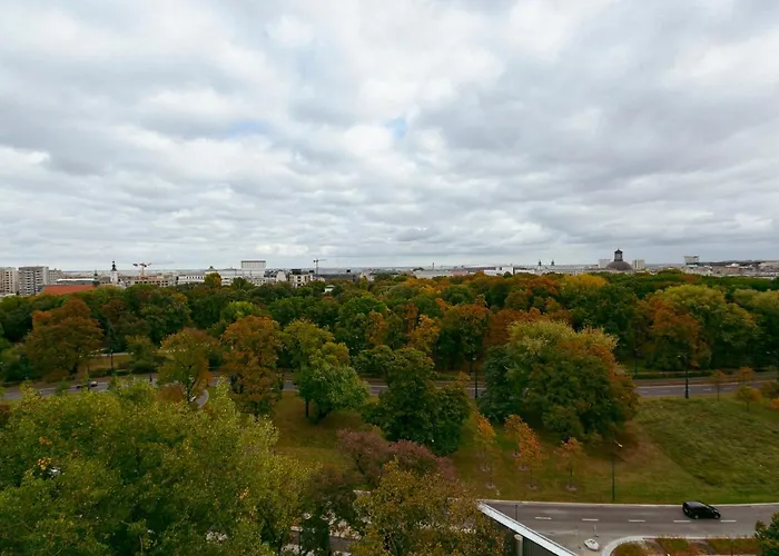 Przechodnia 2 Yellow - Biurko Oraz Wygodny Fotel Do Pracy - Better