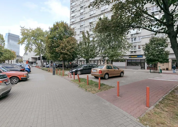 Lejlighed Przechodnia 2 Yellow - Biurko Oraz Wygodny Fotel Do Pracy - Better