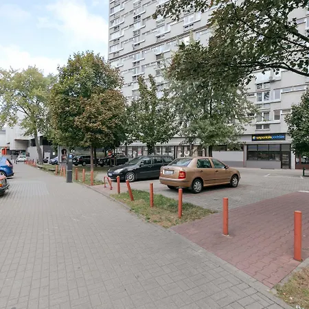 Διαμέρισμα Przechodnia 2 Yellow - Biurko Oraz Wygodny Fotel Do Pracy - Better